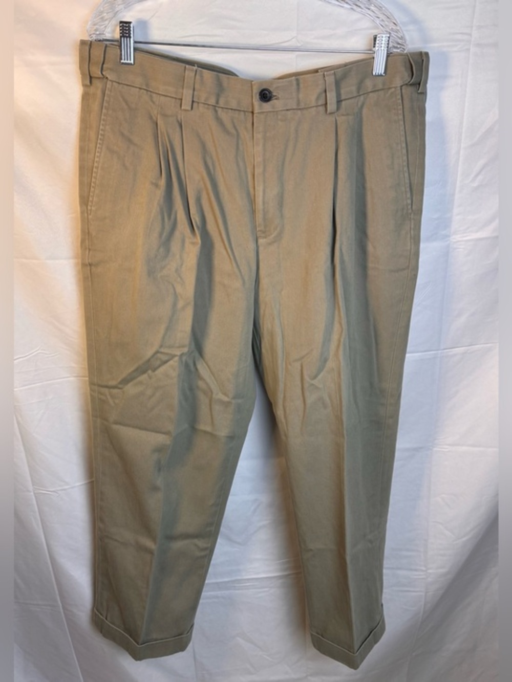 Eddie Bauer Men's Tan Pleated Chino Pants